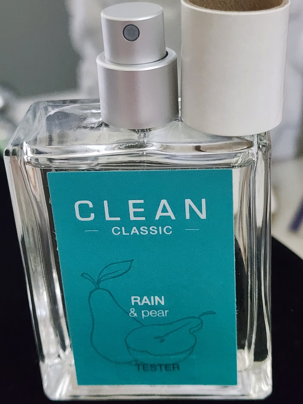 Clean Classic Rain & Pear TESTER Fragrance Spray Bottle 2 fl oz NWOT